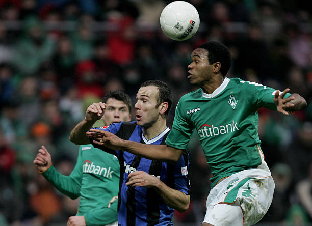 这对于他的 这对于他的